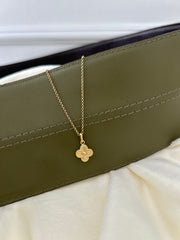 Dije Vania & Oro 18k